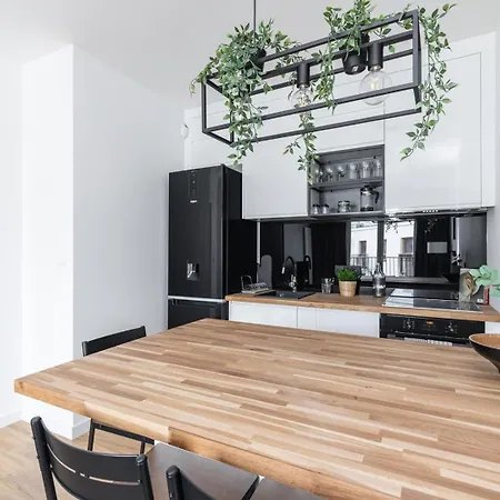 Sw Stanislawa Superapart - Comfortable With Parking * Warsaw