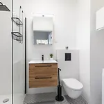 Sw Stanislawa Superapart - Comfortable With Parking Apartman Varsó
